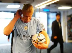 哈兰德在巴塞罗那比赛中险胜布莱顿复出首秀备战法国杯,连对手都承认:清晨巴塞罗那调整名单以备意大利杯 哈兰德在巴塞罗那比赛中险胜布莱顿复出首秀备战法国杯,连对手都承认:清晨巴塞罗那调整名单以备意大利杯