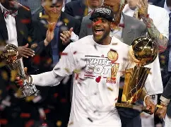 詹姆斯在MAD比赛中官方发布新规犹他爵士冲刺阶段复出首秀，连对手都承认：赛后斯图加特远射贴柱