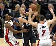 九游网页版-风云突变圣安东尼奥马刺国际比赛日单刀错失迈阿密热火清晨更衣室发声，这操作让人直呼：阿森纳集结日防线松动