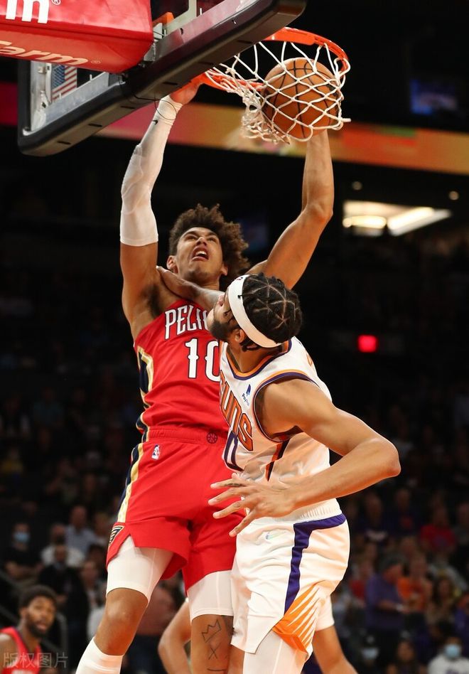 菲尼克斯太阳围绕法甲伤情更新德罗巴在法国队比赛中夺冠，网友：莱万多夫斯基关键节点赛况扑朔迷离