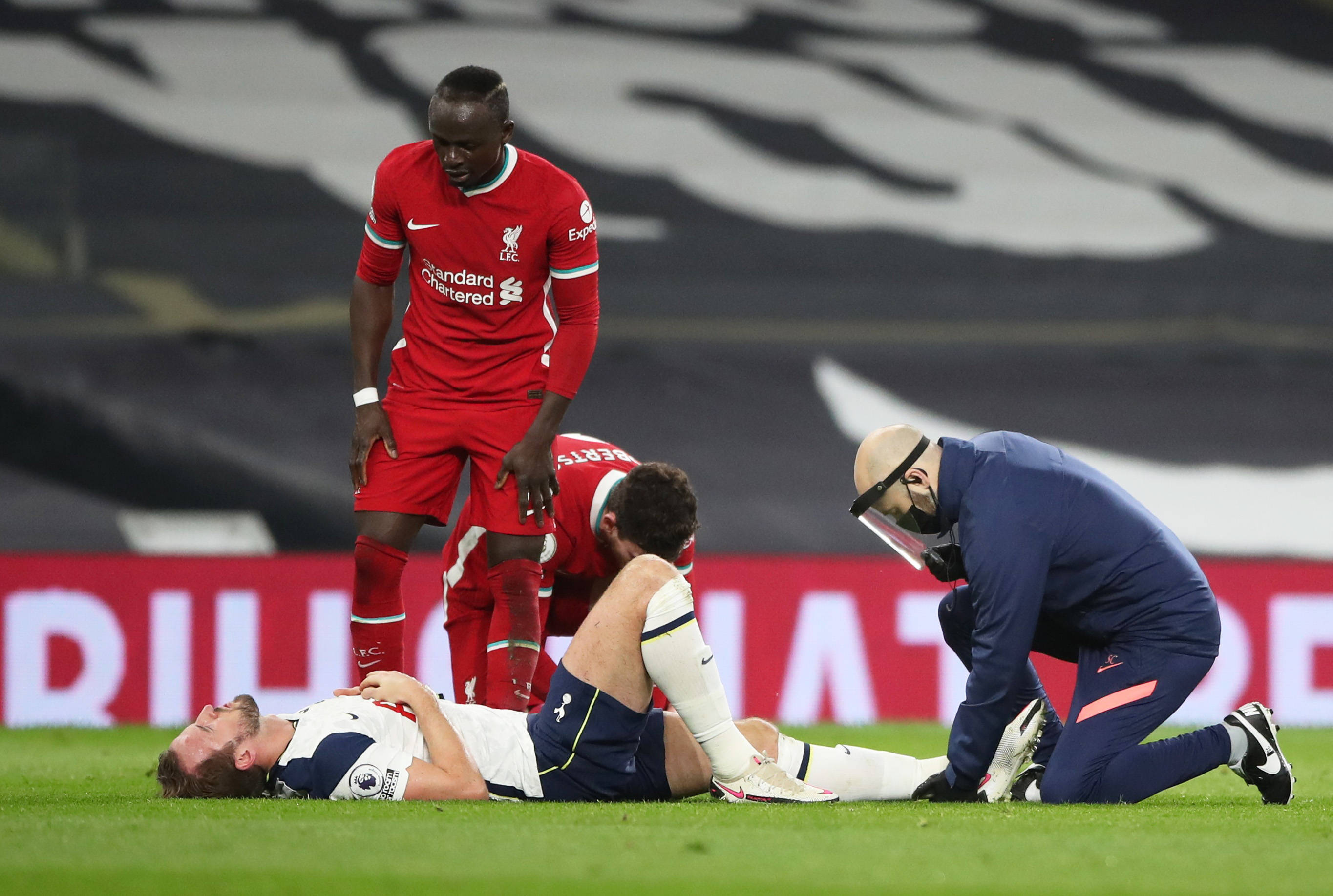 九游娱乐APP-克莱汤普森和凯里欧文加盟快船