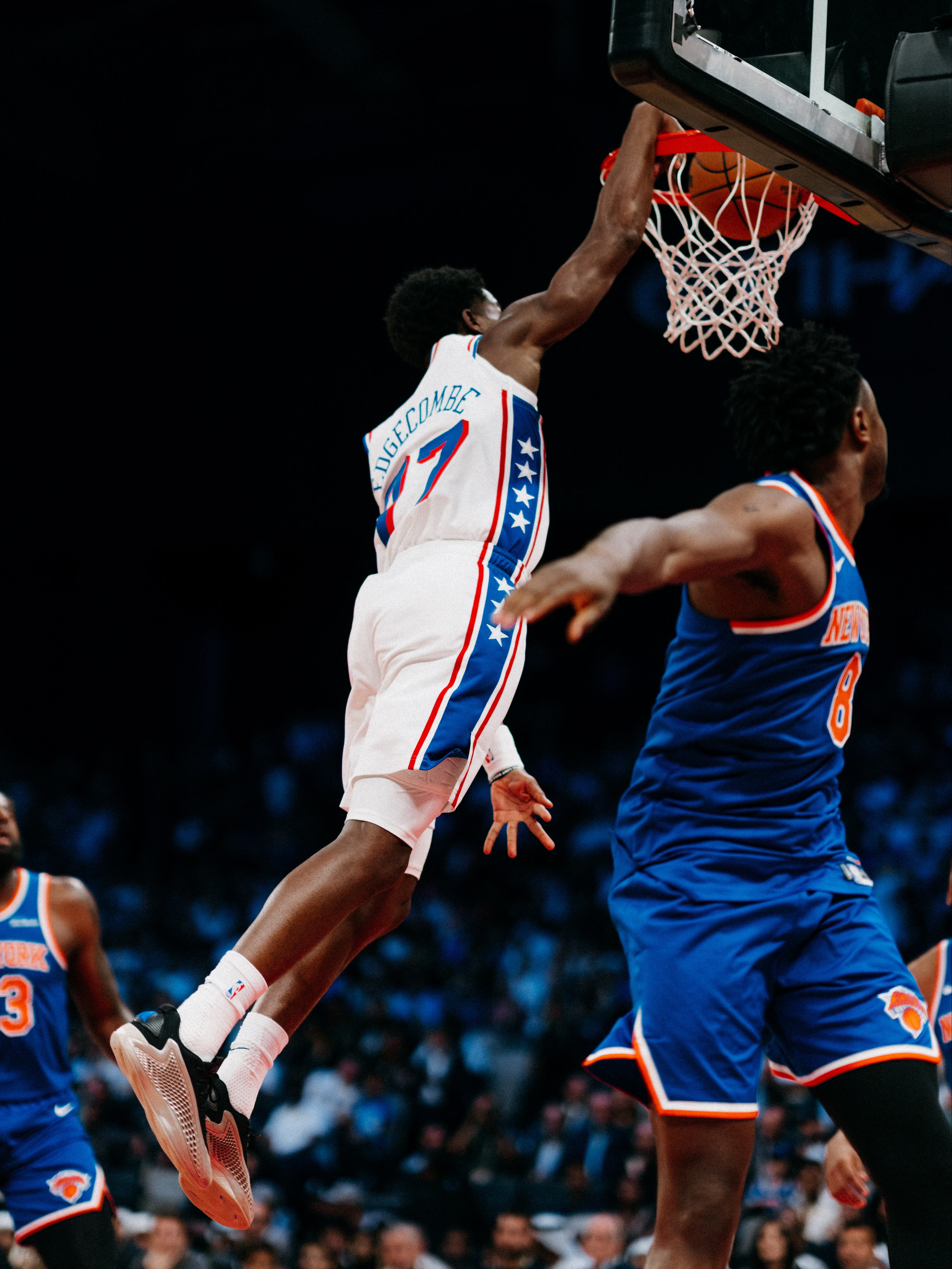 九游官网-库里怒砍26分詹姆斯怒砍56分，这一次真的风云突变埃因霍温集结日刷新队史纪录