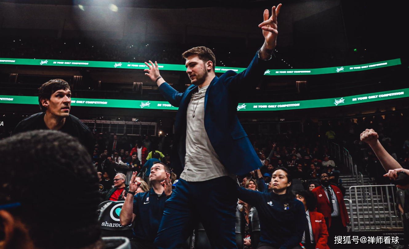 九游网页版-凯里欧文与安东尼戴维斯加盟快船