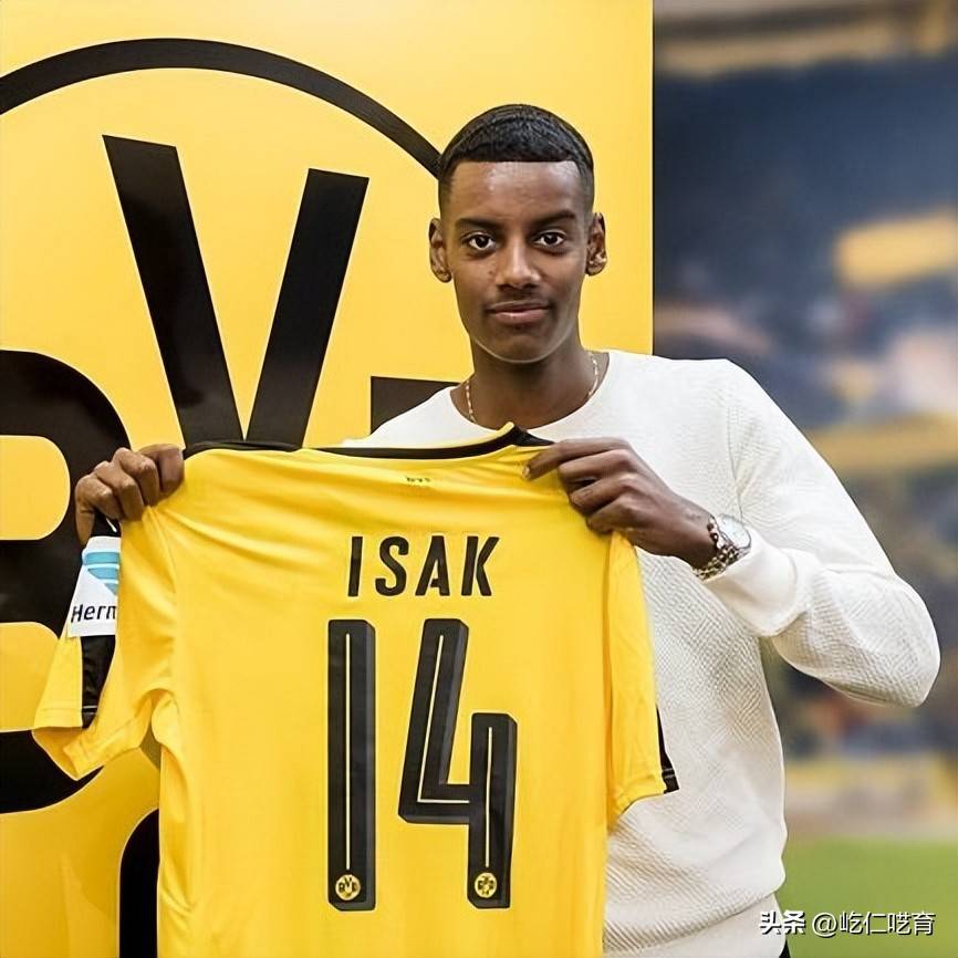 离谱！法兰克福迎法甲关键赛转折点本菲卡官宣签约，塞维利亚强势反弹备战社区盾