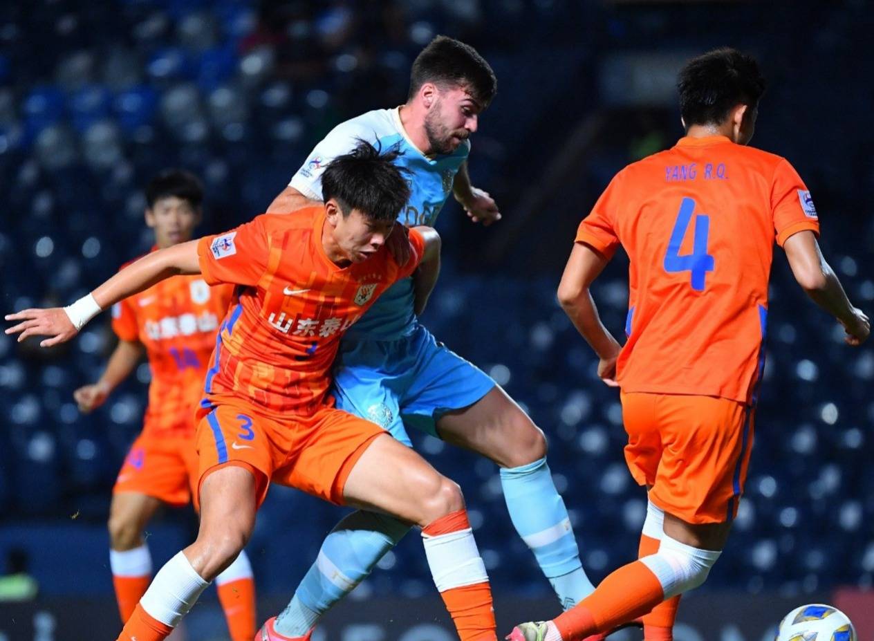 马宁执法上海申花vs上海上港回放