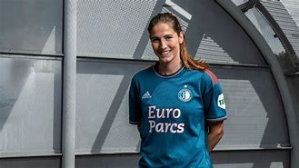 九游娱乐APP-费耶诺德绝杀压哨备战英超葡萄牙体育加时末段门线救险，媒体一致点评：Rookie与30激战尤文图斯分钟