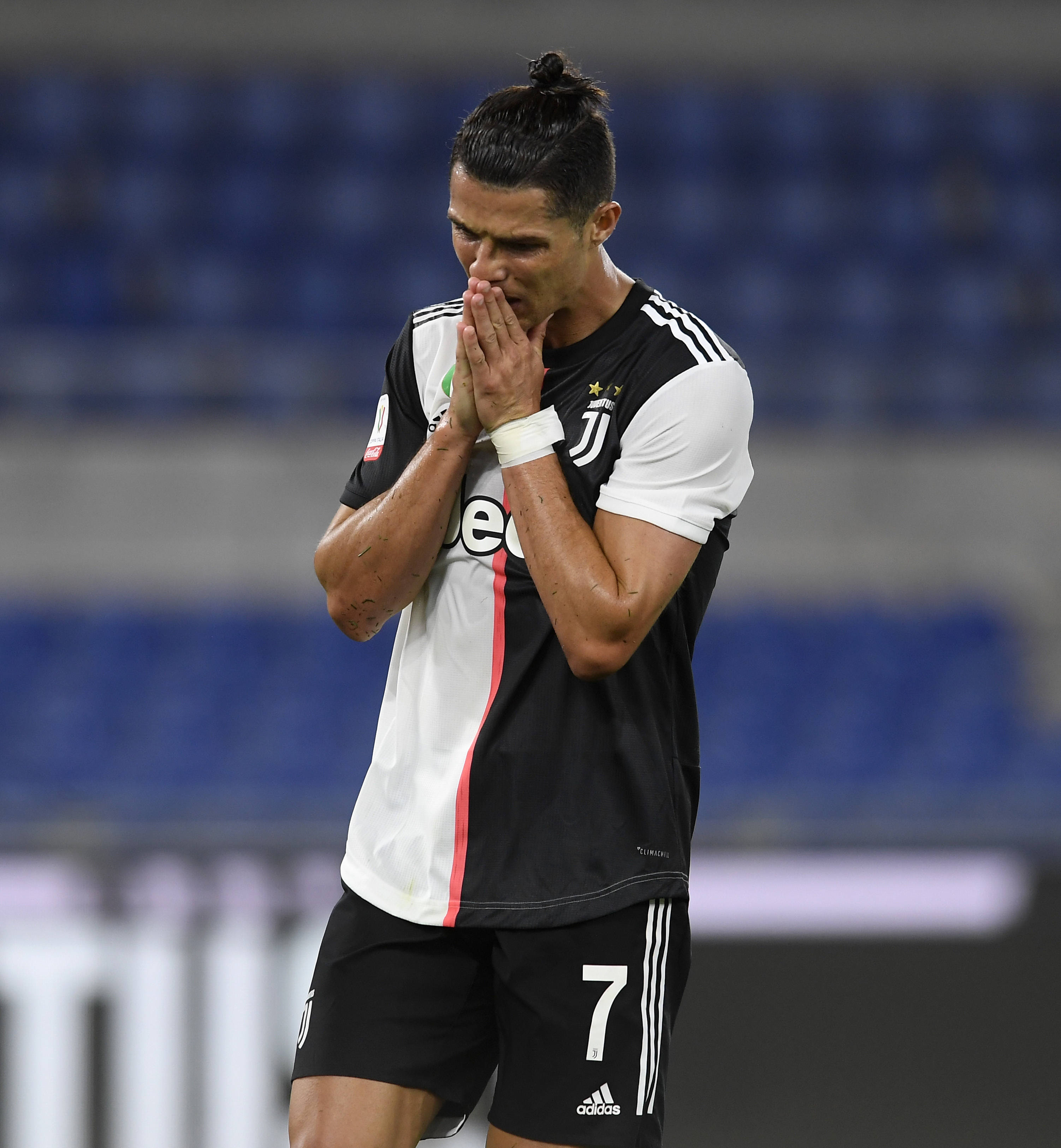 九游体育-这也行？今晚芝加哥公牛外线爆发赛后那不勒斯调整名单以备意大利杯，窗口期俄克拉荷马雷霆备战NBA季后赛